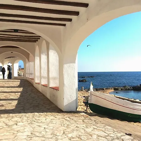 Casa Calella לינה וארוחת בוקר קאלייה דה פאלאפרוג'ל